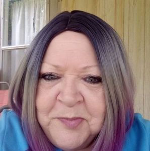 Meet your Posher, Annie